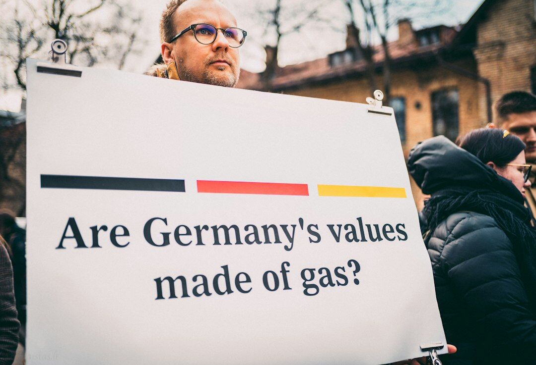 german citizens in survey interview
